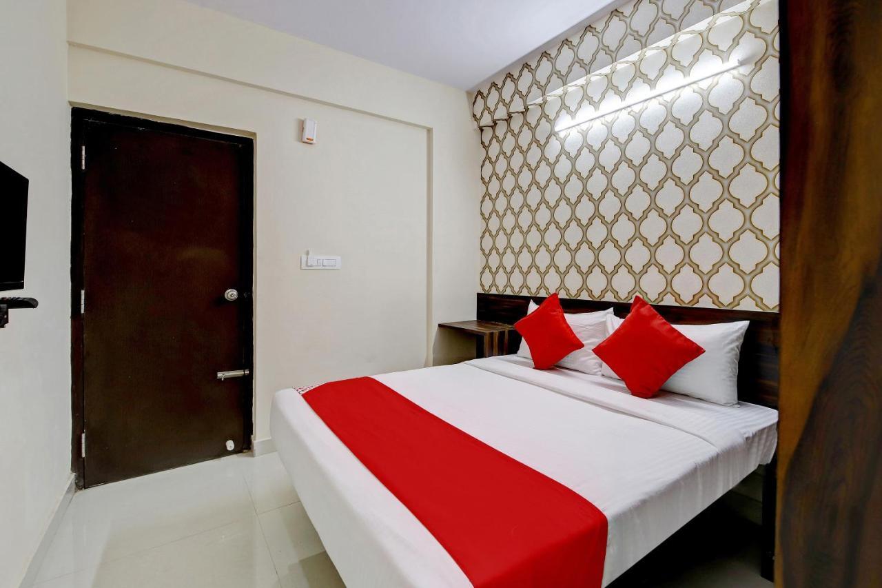 Oyo Flagship Varcity Pearl Near Nexus Mall Koramangala Bangalore Bagian luar foto