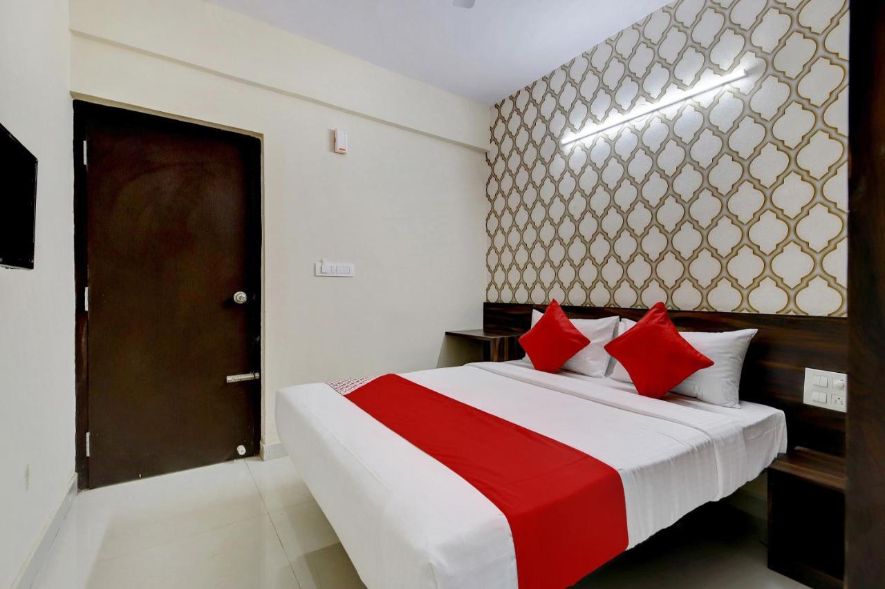 Oyo Flagship Varcity Pearl Near Nexus Mall Koramangala Bangalore Bagian luar foto